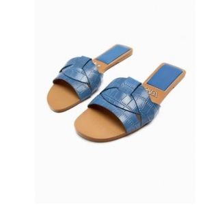 ZARA LOW HEELED CROSSED CROC LEATHER SANDALS